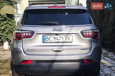 Позашляховик / Кросовер Jeep Compass 2022 в 