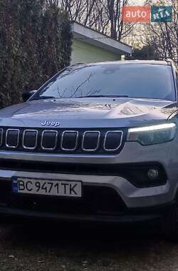 Позашляховик / Кросовер Jeep Compass 2022 в 