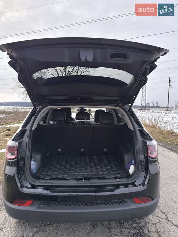 Внедорожник / Кроссовер Jeep Compass 2017 в Киеве фото 7 Внедорожник / Кроссовер Jeep Compass 2017 в Киеве