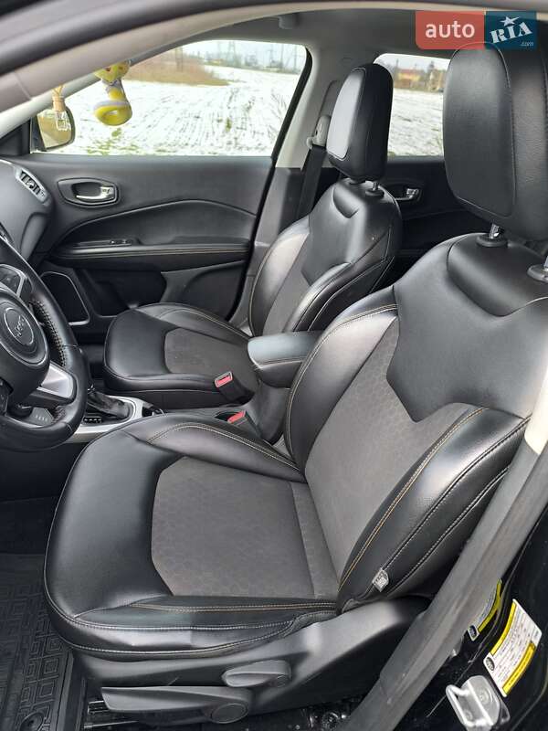 Внедорожник / Кроссовер Jeep Compass 2017 в Киеве фото 24 Внедорожник / Кроссовер Jeep Compass 2017 в Киеве