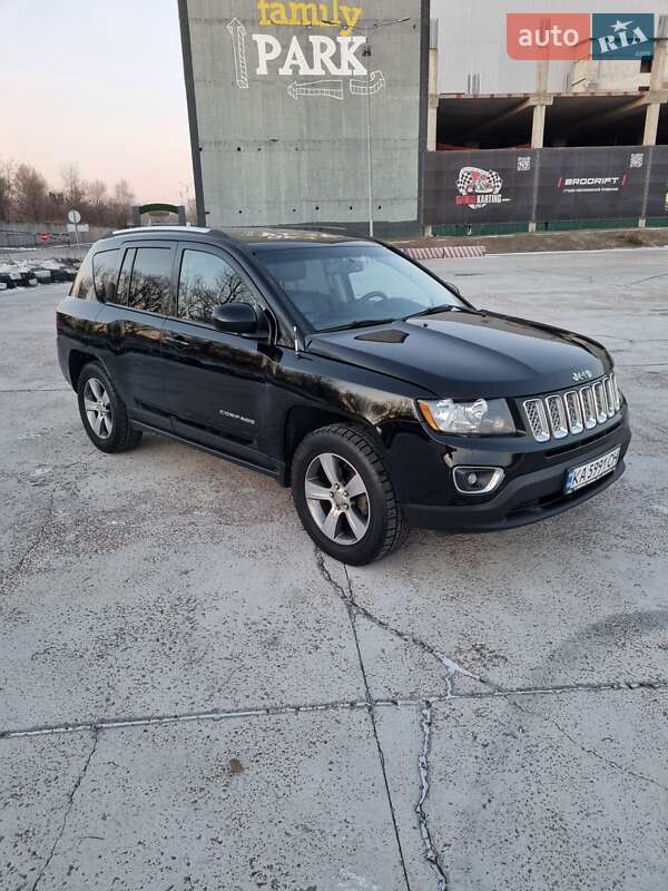 Позашляховик / Кросовер Jeep Compass 2016 в Києві