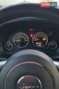 Внедорожник / Кроссовер Jeep Compass 2016 в 