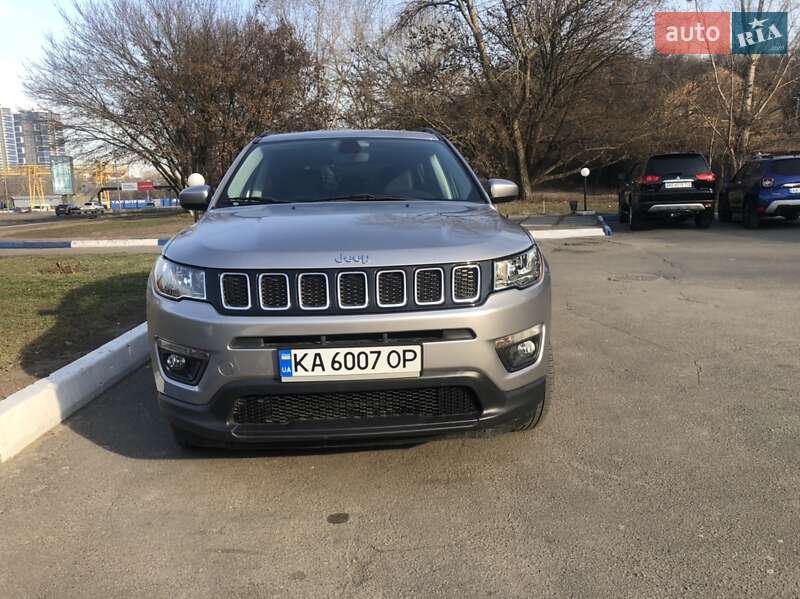 Внедорожник / Кроссовер Jeep Compass 2018 в Киеве