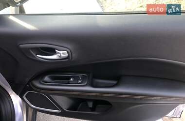 Внедорожник / Кроссовер Jeep Compass 2018 в Киеве