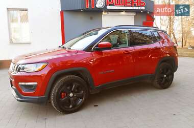 Позашляховик / Кросовер Jeep Compass 2018 в 