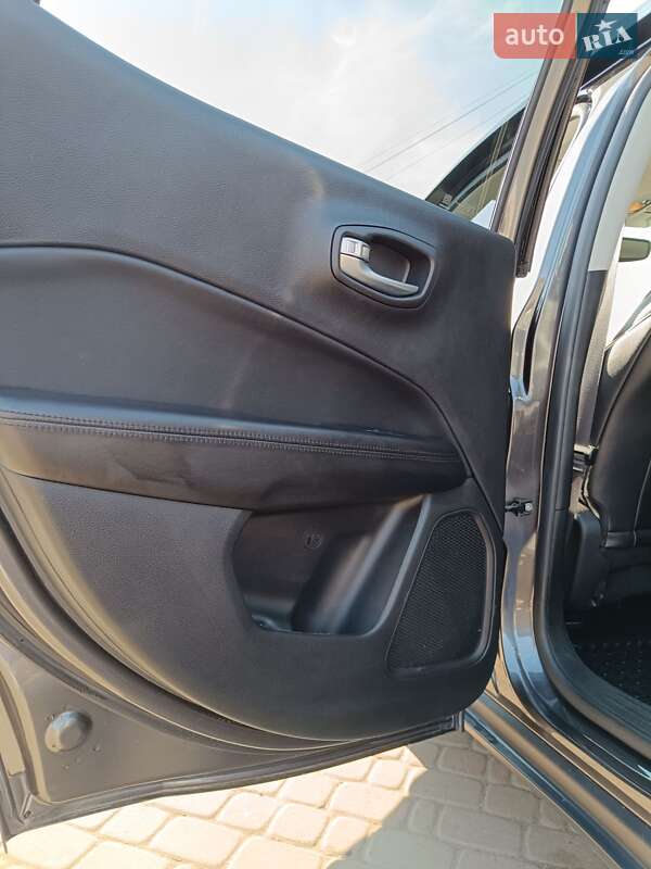 Внедорожник / Кроссовер Jeep Compass 2020 в Прилуках