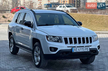 Внедорожник / Кроссовер Jeep Compass 2014 в Днепре