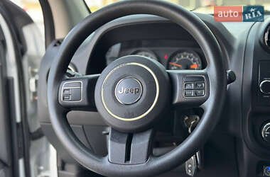 Внедорожник / Кроссовер Jeep Compass 2014 в Днепре