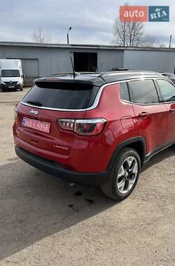 Позашляховик / Кросовер Jeep Compass 2019 в 