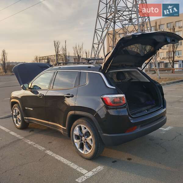 Внедорожник / Кроссовер Jeep Compass 2020 в Киеве