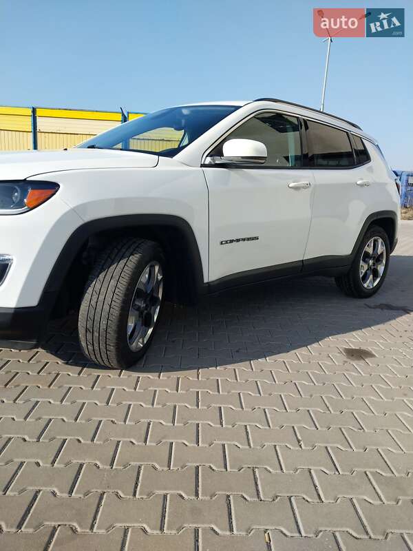 Внедорожник / Кроссовер Jeep Compass 2018 в Киеве фото 2 Внедорожник / Кроссовер Jeep Compass 2018 в Киеве