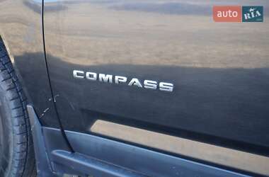 Внедорожник / Кроссовер Jeep Compass 2011 в Черновцах