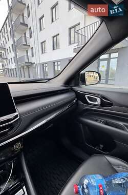 Внедорожник / Кроссовер Jeep Compass 2022 в 