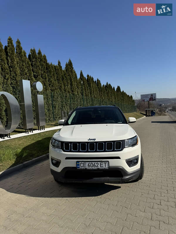 Внедорожник / Кроссовер Jeep Compass 2017 в Черновцах