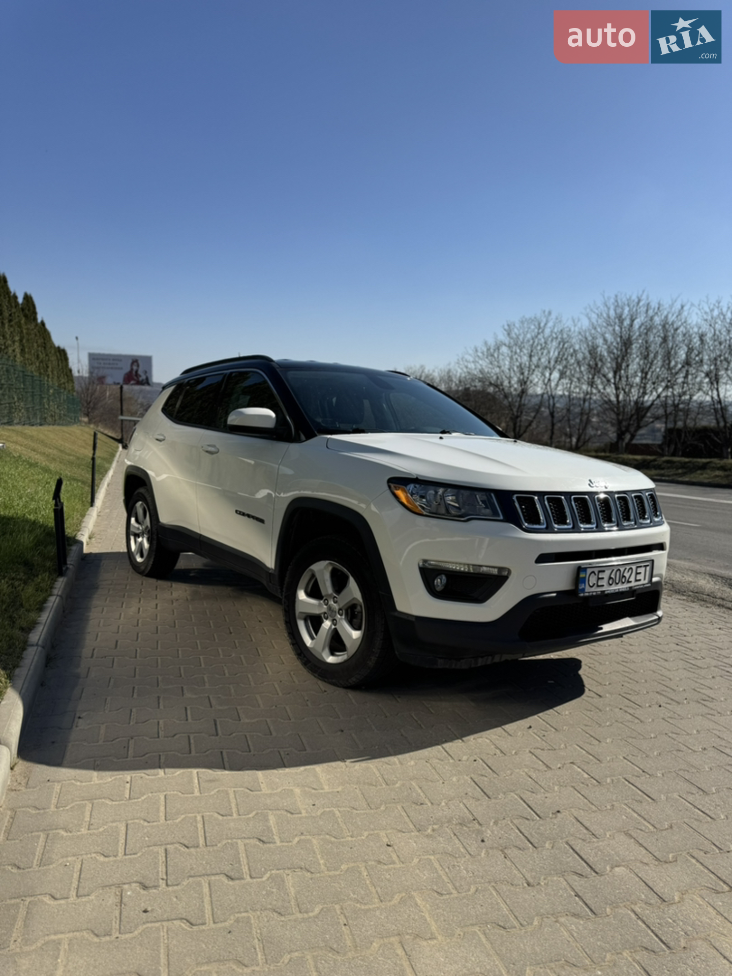 2017 Jeep Compass - мініатюра 2