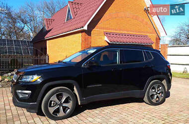Позашляховик / Кросовер Jeep Compass 2017 в Ромнах