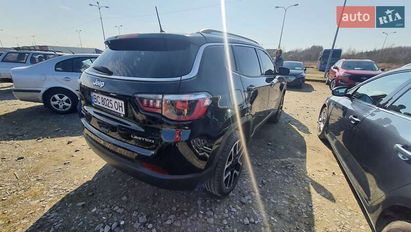 Внедорожник / Кроссовер Jeep Compass 2017 в Львове