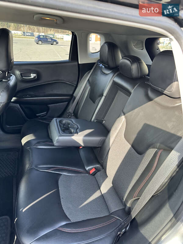 Позашляховик / Кросовер Jeep Compass 2017 в Ружині