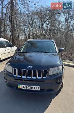 Позашляховик / Кросовер Jeep Compass 2011 в 