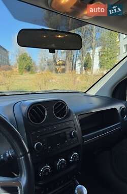 Позашляховик / Кросовер Jeep Compass 2011 в 