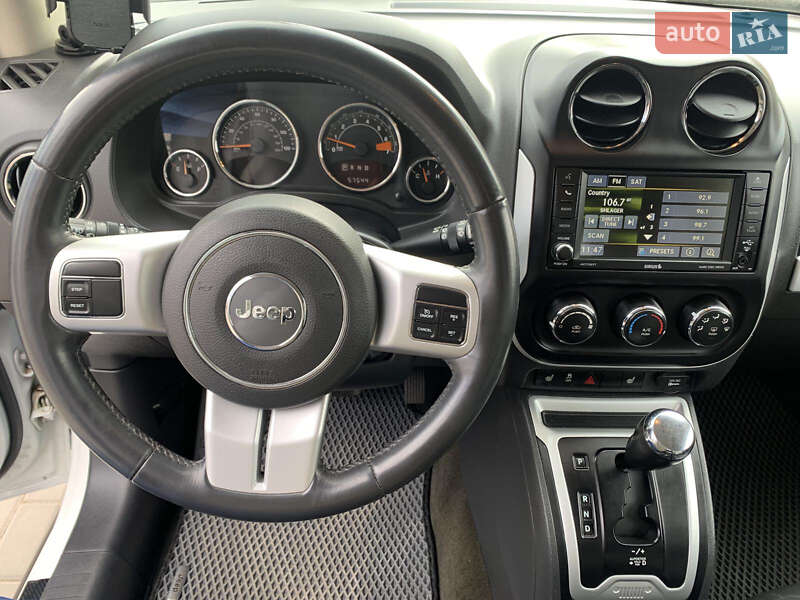 Внедорожник / Кроссовер Jeep Compass 2016 в Кропивницком