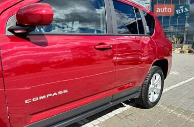 Внедорожник / Кроссовер Jeep Compass 2016 в 