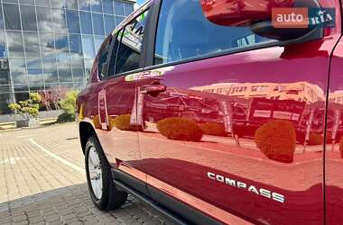 Внедорожник / Кроссовер Jeep Compass 2016 в 