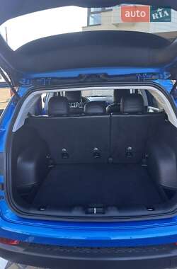 Внедорожник / Кроссовер Jeep Compass 2018 в 