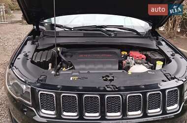 Внедорожник / Кроссовер Jeep Compass 2019 в 