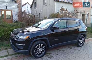 Внедорожник / Кроссовер Jeep Compass 2019 в 