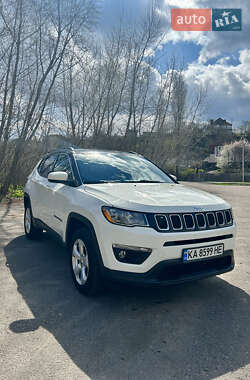Внедорожник / Кроссовер Jeep Compass 2017 в 