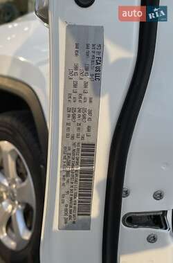 Внедорожник / Кроссовер Jeep Compass 2017 в 