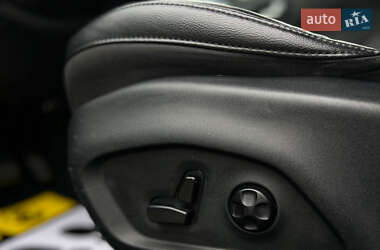 Позашляховик / Кросовер Jeep Compass 2020 в 