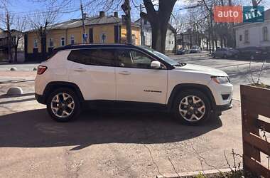 Позашляховик / Кросовер Jeep Compass 2019 в 