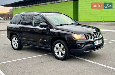 Внедорожник / Кроссовер Jeep Compass 2014 в 