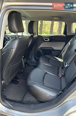 Внедорожник / Кроссовер Jeep Compass 2021 в 
