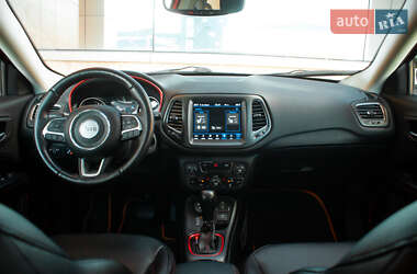 Позашляховик / Кросовер Jeep Compass 2017 в 
