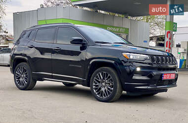 Внедорожник / Кроссовер Jeep Compass 2022 в 