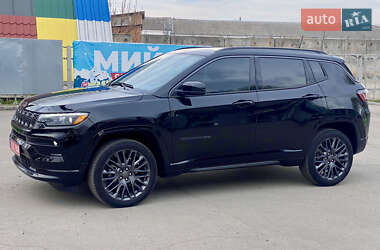 Внедорожник / Кроссовер Jeep Compass 2022 в 
