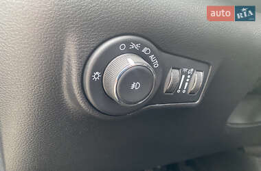 Внедорожник / Кроссовер Jeep Compass 2022 в 