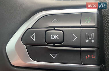 Внедорожник / Кроссовер Jeep Compass 2022 в 