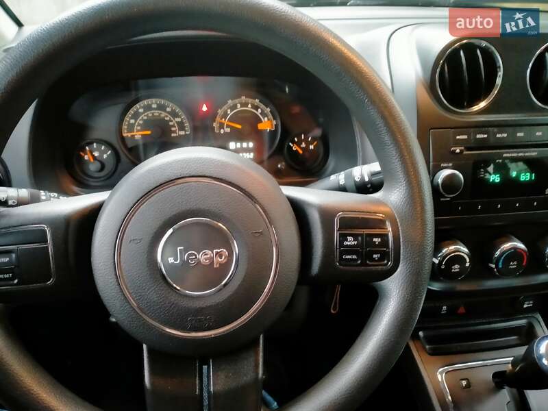 Внедорожник / Кроссовер Jeep Compass 2013 в Ровно