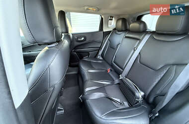Внедорожник / Кроссовер Jeep Compass 2020 в 