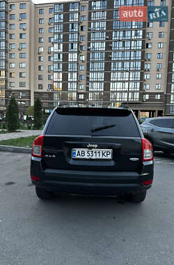 Внедорожник / Кроссовер Jeep Compass 2011 в 