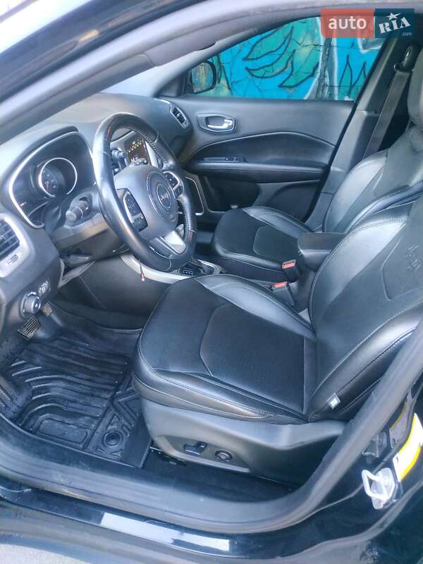 Внедорожник / Кроссовер Jeep Compass 2019 в Днепре