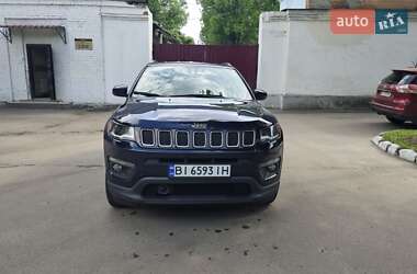 Позашляховик / Кросовер Jeep Compass 2018 в 