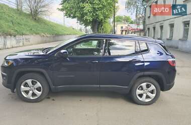 Позашляховик / Кросовер Jeep Compass 2018 в 