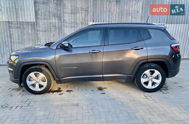 Внедорожник / Кроссовер Jeep Compass 2019 в 