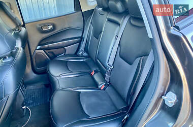 Внедорожник / Кроссовер Jeep Compass 2019 в 