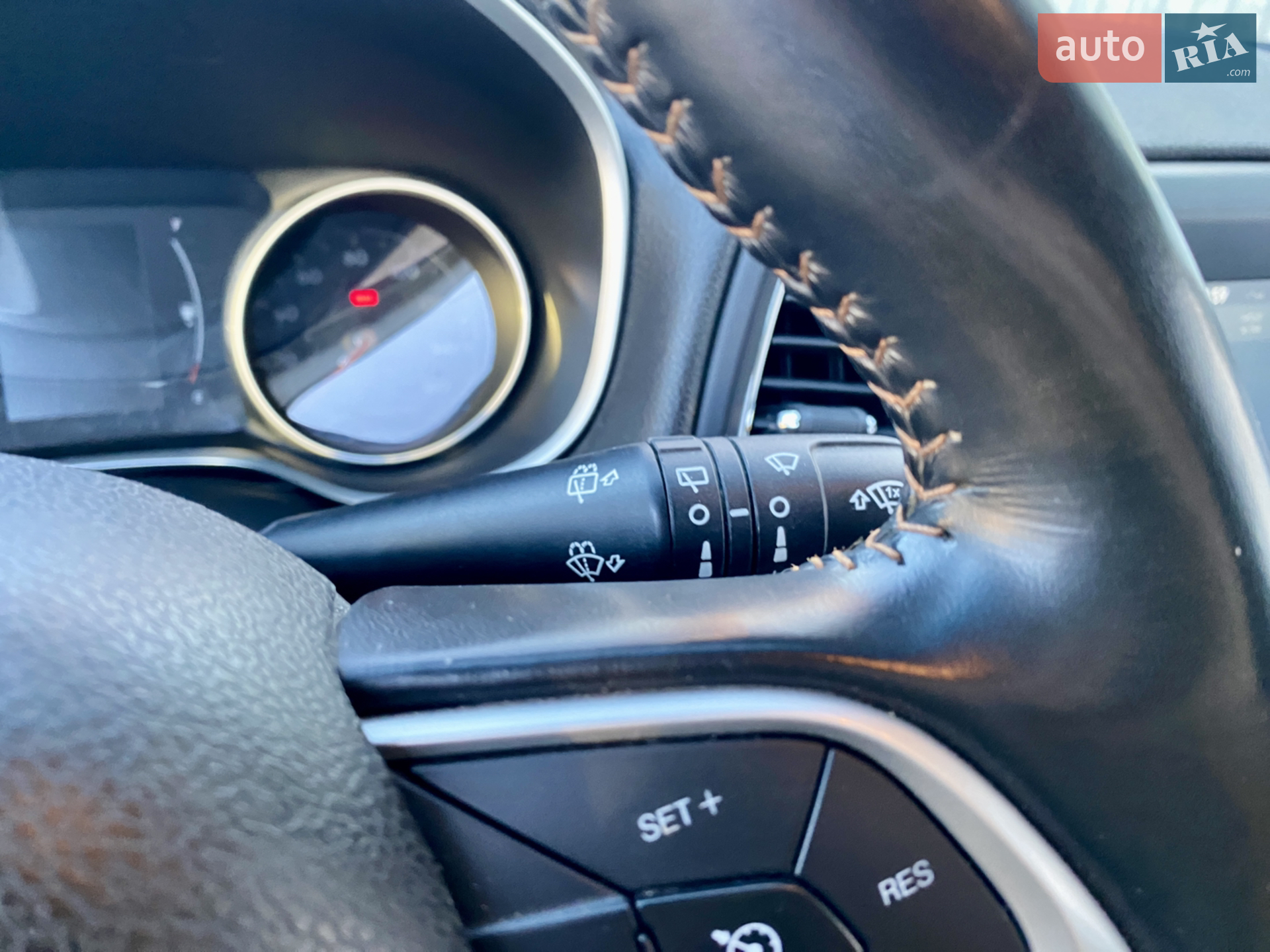 2019 Jeep Compass - мініатюра 41